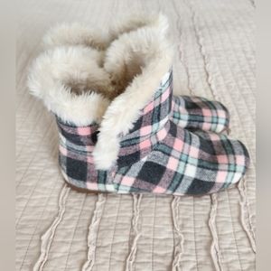 Vionic Women's Kari Orthotic Slipper Boots, Size 7